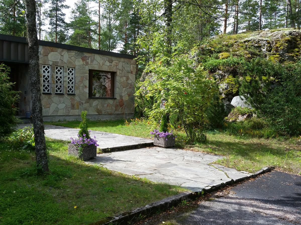 B&B Neulomotie Orimattila Exterior photo